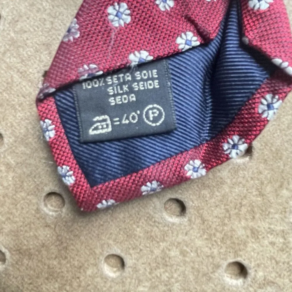 Ermenegildo Zegna Modern Floral Print Neck Tie Italy Made Silk Red Men